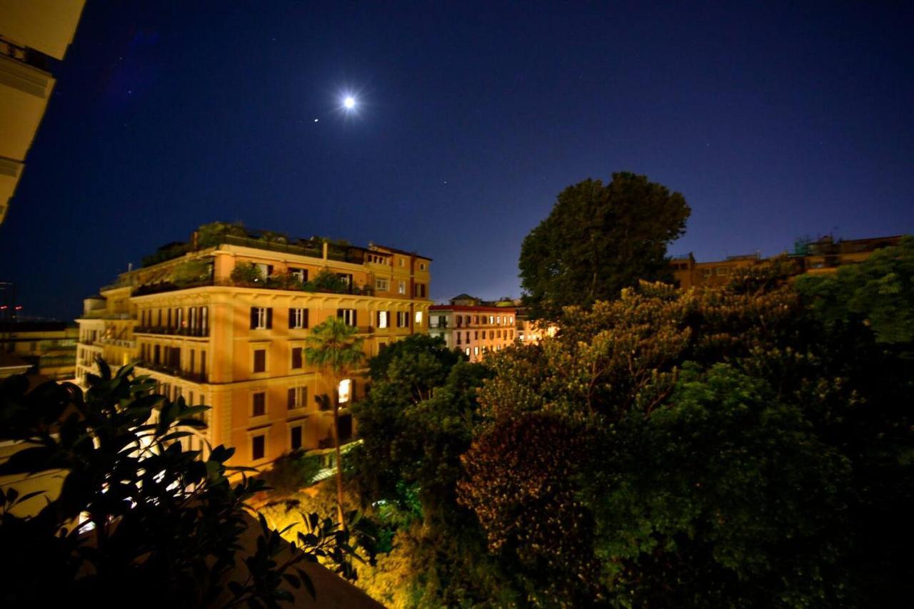 2 Camere Con Pianoforte Naples Exterior photo